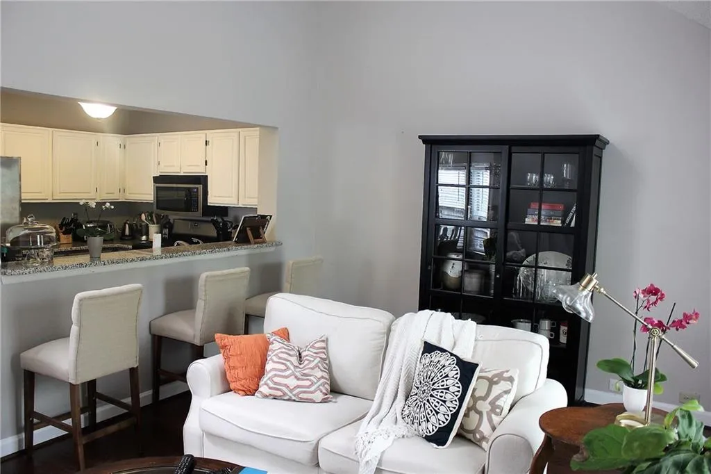 2102 Defoors Landing Nw Unit 2102, Atlanta, Georgia 30318, 2 Bedrooms Bedrooms, ,2 BathroomsBathrooms,Residential,Sold,2102 Defoors Landing Nw Unit 2102,6004410