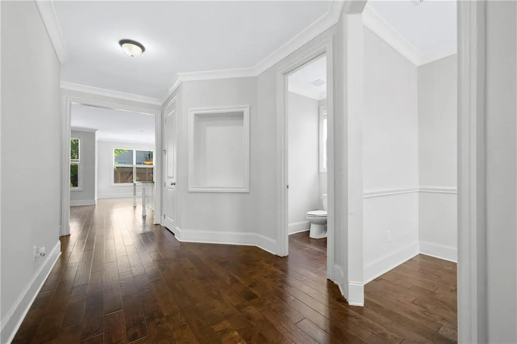 7585 Stoneridge Drive, Sandy Springs, Georgia 30328, 4 Bedrooms Bedrooms, ,2 BathroomsBathrooms,Residential,Sold,7585 Stoneridge Drive,6621763