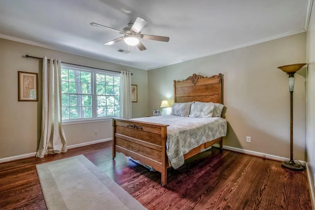 365 Glencourtney Drive, Atlanta, Georgia 30328, 4 Bedrooms Bedrooms, ,3 BathroomsBathrooms,Residential,Sold,365 Glencourtney Drive,6035058