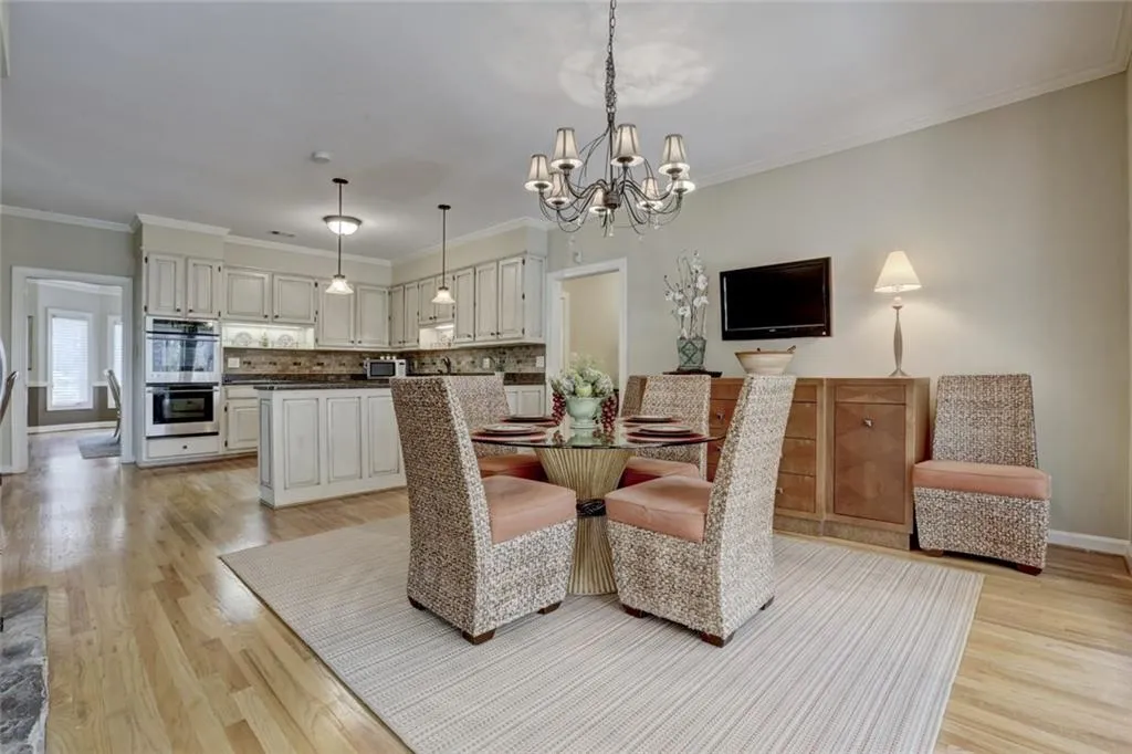 6 Heards Overlook Court, Sandy Springs, Georgia 30328, 5 Bedrooms Bedrooms, ,5 BathroomsBathrooms,Residential,Sold,6 Heards Overlook Court,5899845