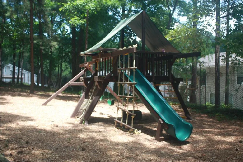 6851 Roswell Road Unit E-7, Atlanta, Georgia 30328, 3 Bedrooms Bedrooms, ,2 BathroomsBathrooms,Residential,Sold,6851 Roswell Road Unit E-7,5719224