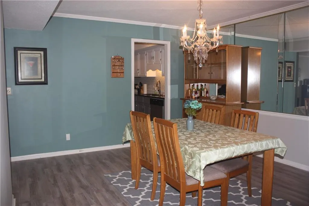 6851 Roswell Road Unit E-7, Atlanta, Georgia 30328, 3 Bedrooms Bedrooms, ,2 BathroomsBathrooms,Residential,Sold,6851 Roswell Road Unit E-7,5719224