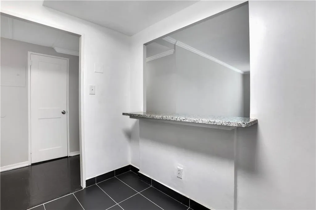 2965 Pharr Court South Nw Unit 809, Atlanta, Georgia 30305, 1 Bedroom Bedrooms, ,1 BathroomBathrooms,Residential,For Sale,2965 Pharr Court South Nw Unit 809,7661941