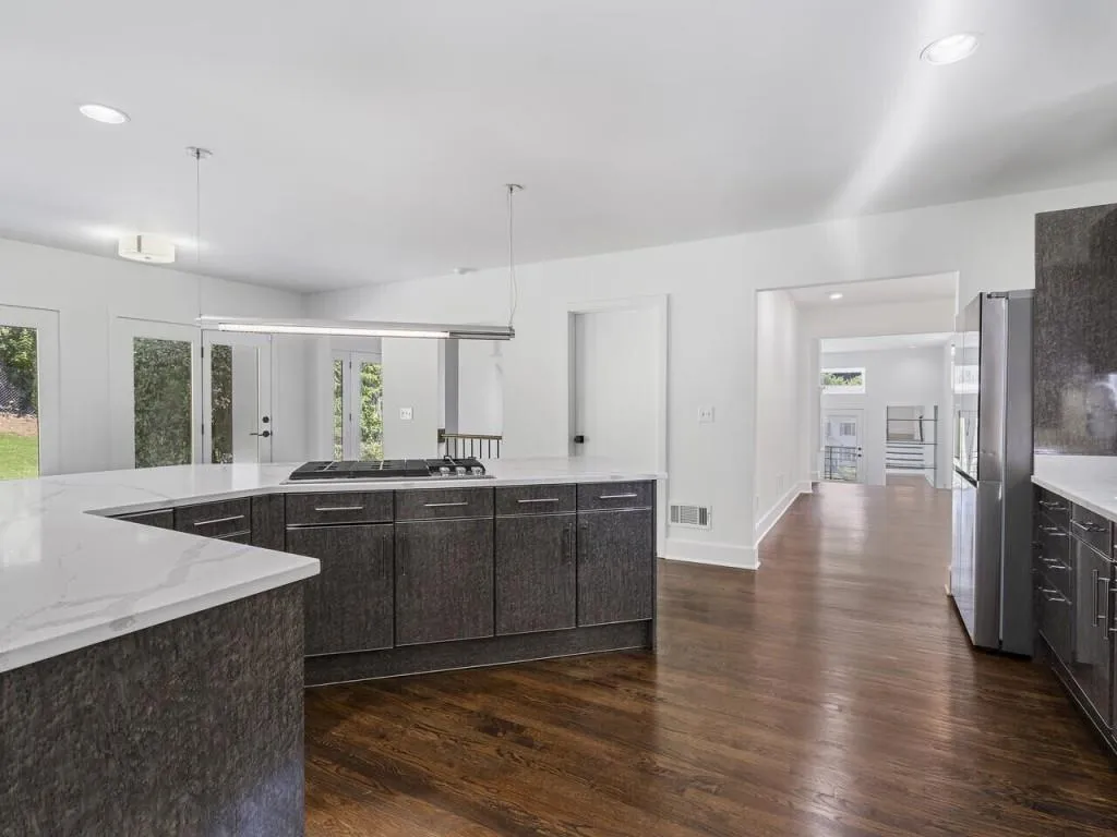 4810 Lafayette Court Nw, Atlanta, Georgia 30327, 4 Bedrooms Bedrooms, ,3 BathroomsBathrooms,Residential,Sold,4810 Lafayette Court Nw,7274877