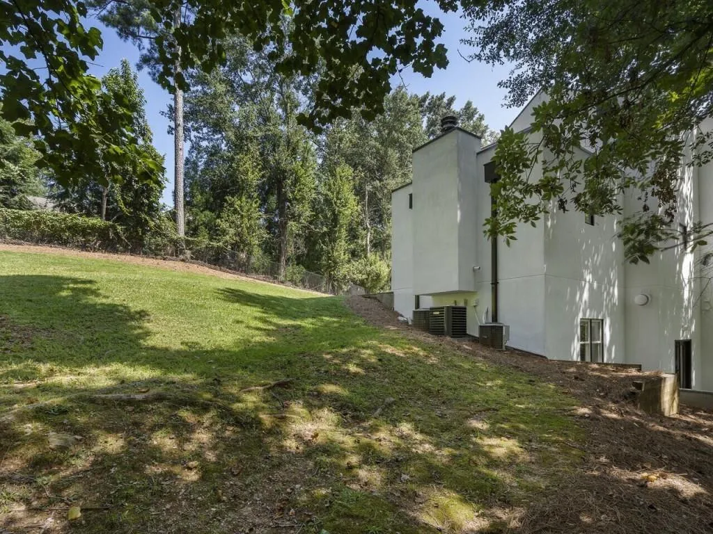 4810 Lafayette Court Nw, Atlanta, Georgia 30327, 4 Bedrooms Bedrooms, ,3 BathroomsBathrooms,Residential,Sold,4810 Lafayette Court Nw,7274877