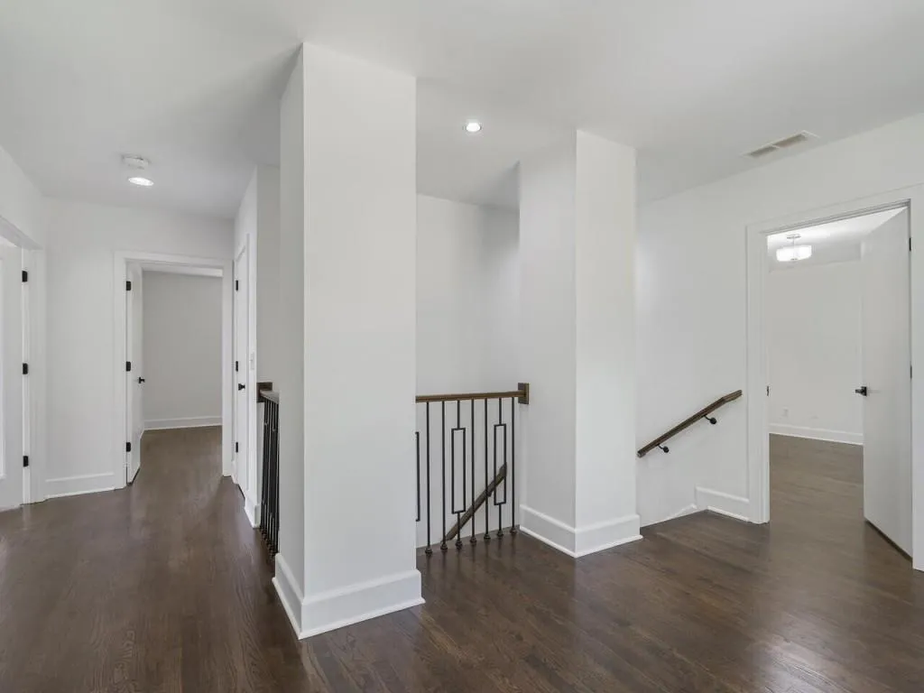 4810 Lafayette Court Nw, Atlanta, Georgia 30327, 4 Bedrooms Bedrooms, ,3 BathroomsBathrooms,Residential,Sold,4810 Lafayette Court Nw,7274877