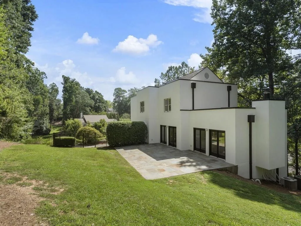 4810 Lafayette Court Nw, Atlanta, Georgia 30327, 4 Bedrooms Bedrooms, ,3 BathroomsBathrooms,Residential,Sold,4810 Lafayette Court Nw,7274877