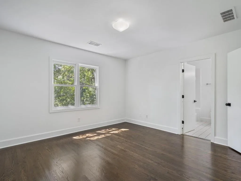 4810 Lafayette Court Nw, Atlanta, Georgia 30327, 4 Bedrooms Bedrooms, ,3 BathroomsBathrooms,Residential,Sold,4810 Lafayette Court Nw,7274877