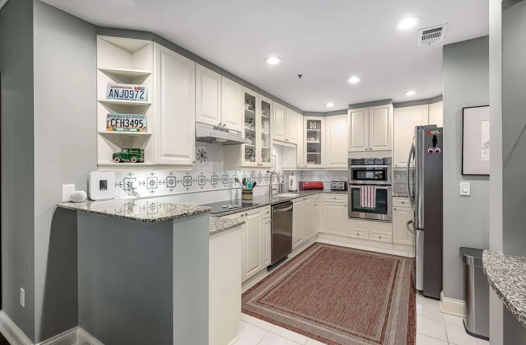 211 Colonial Homes Drive Nw Unit 2705, Atlanta, Georgia 30309, 2 Bedrooms Bedrooms, ,2 BathroomsBathrooms,Residential,For Sale,211 Colonial Homes Drive Nw Unit 2705,7687855