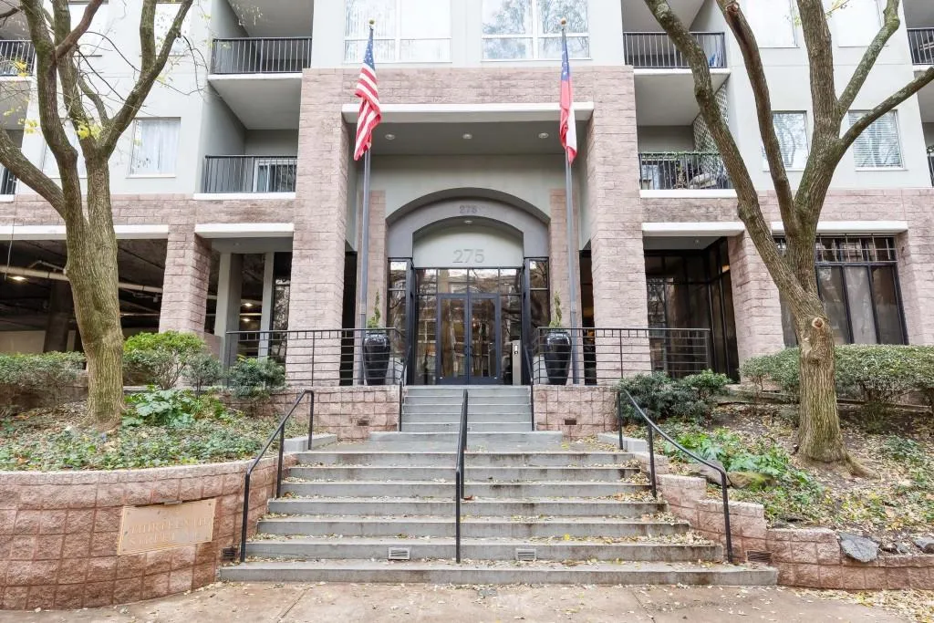 275 13th Street Ne Unit 1106, Atlanta, Georgia 30309, 1 Bedroom Bedrooms, ,1 BathroomBathrooms,Residential,For Sale,275 13th Street Ne Unit 1106,7634921