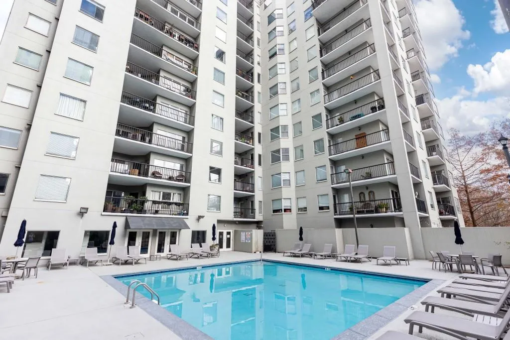 275 13th Street Ne Unit 1106, Atlanta, Georgia 30309, 1 Bedroom Bedrooms, ,1 BathroomBathrooms,Residential,For Sale,275 13th Street Ne Unit 1106,7634921