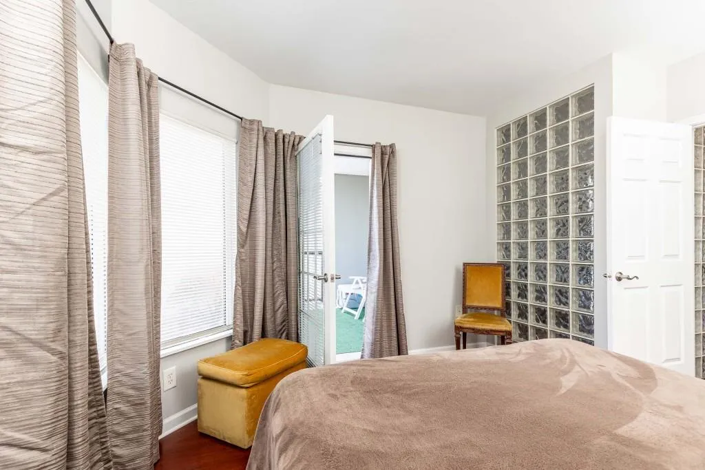 275 13th Street Ne Unit 1106, Atlanta, Georgia 30309, 1 Bedroom Bedrooms, ,1 BathroomBathrooms,Residential,For Sale,275 13th Street Ne Unit 1106,7634921