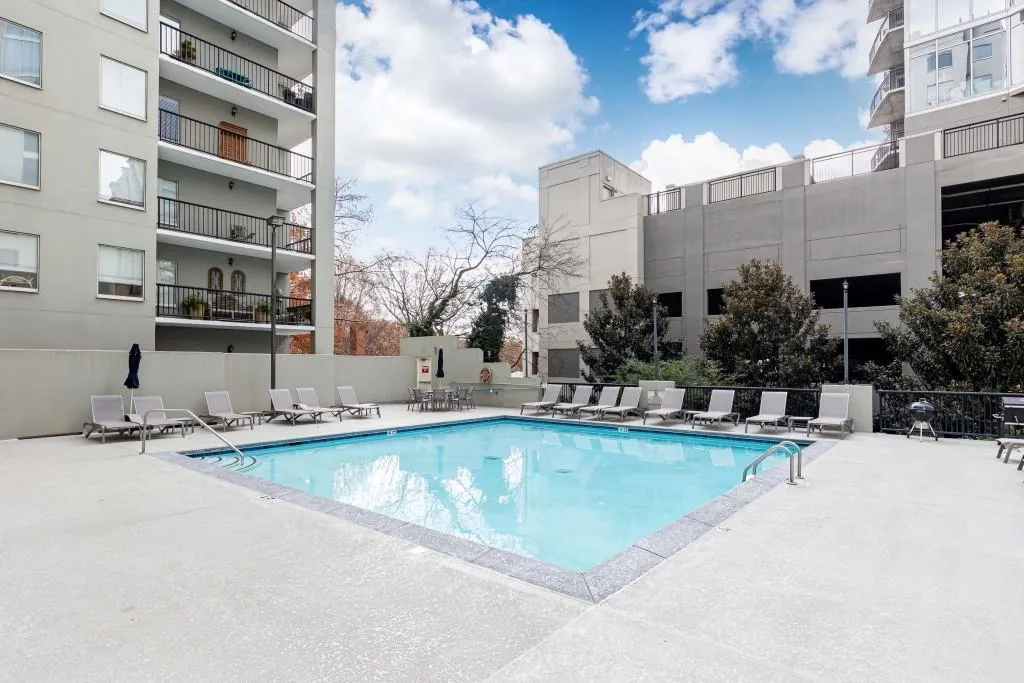275 13th Street Ne Unit 1106, Atlanta, Georgia 30309, 1 Bedroom Bedrooms, ,1 BathroomBathrooms,Residential,For Sale,275 13th Street Ne Unit 1106,7634921