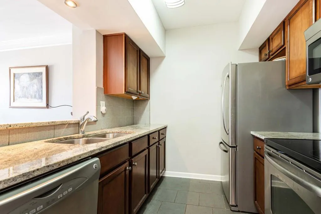 275 13th Street Ne Unit 1106, Atlanta, Georgia 30309, 1 Bedroom Bedrooms, ,1 BathroomBathrooms,Residential,For Sale,275 13th Street Ne Unit 1106,7634921