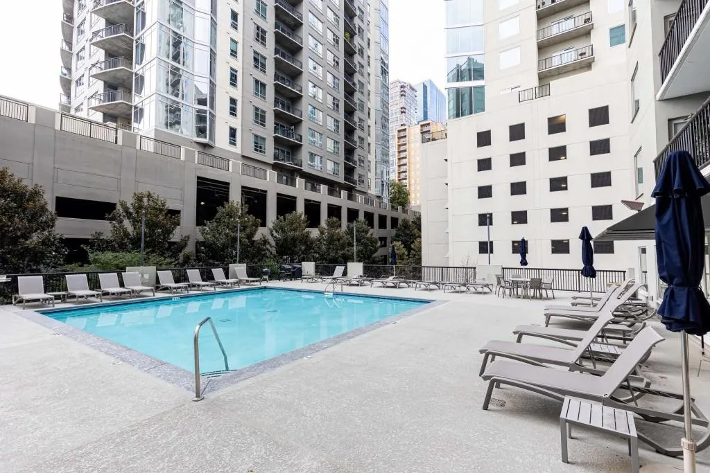 275 13th Street Ne Unit 1106, Atlanta, Georgia 30309, 1 Bedroom Bedrooms, ,1 BathroomBathrooms,Residential,For Sale,275 13th Street Ne Unit 1106,7634921