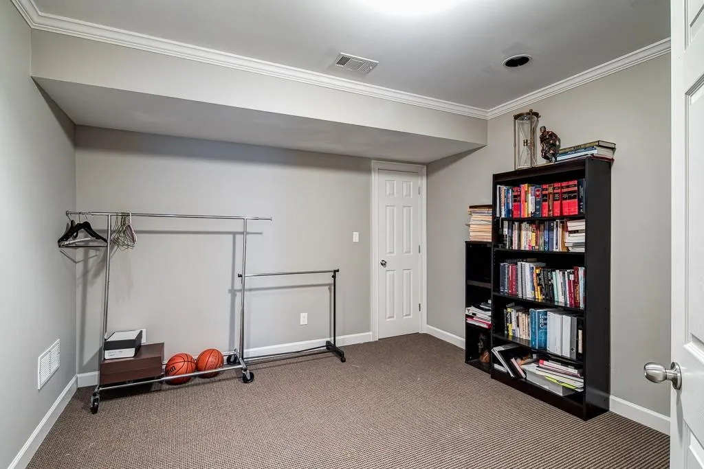 260 Wembley Circle, Sandy Springs, Georgia 30328, 6 Bedrooms Bedrooms, ,6 BathroomsBathrooms,Residential,Sold,260 Wembley Circle,5812866