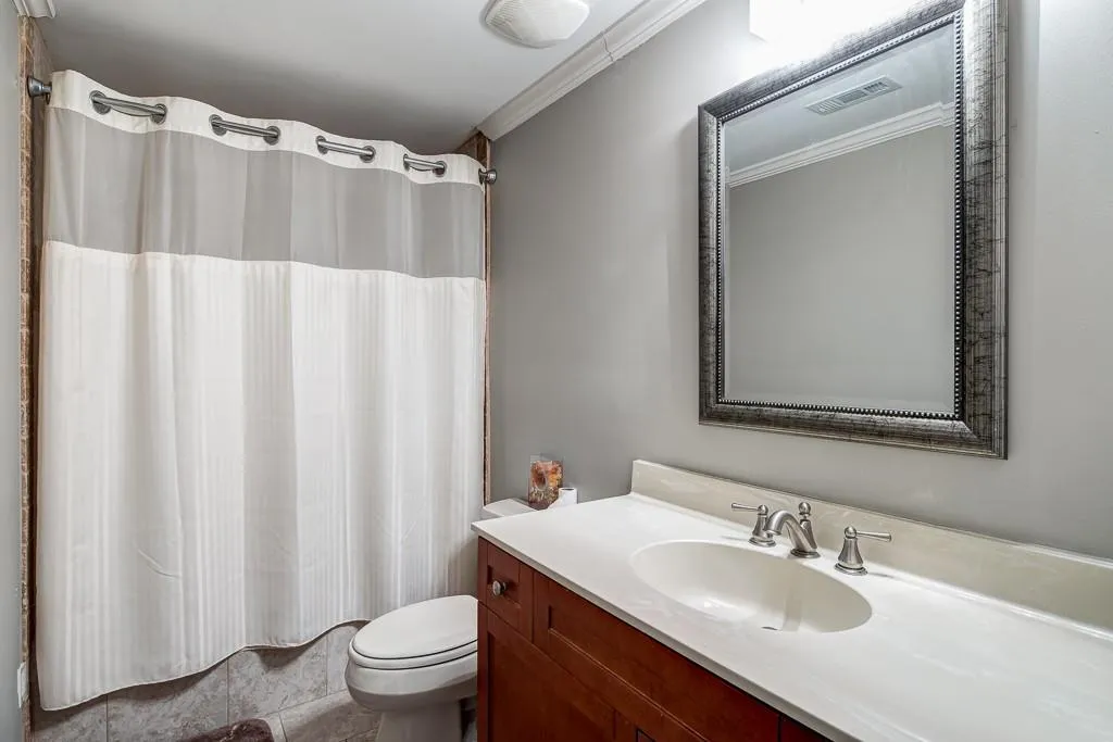 260 Wembley Circle, Sandy Springs, Georgia 30328, 6 Bedrooms Bedrooms, ,6 BathroomsBathrooms,Residential,Sold,260 Wembley Circle,5812866