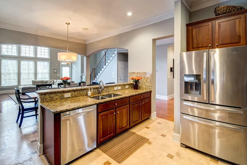 260 Wembley Circle, Sandy Springs, Georgia 30328, 6 Bedrooms Bedrooms, ,6 BathroomsBathrooms,Residential,Sold,260 Wembley Circle,5812866