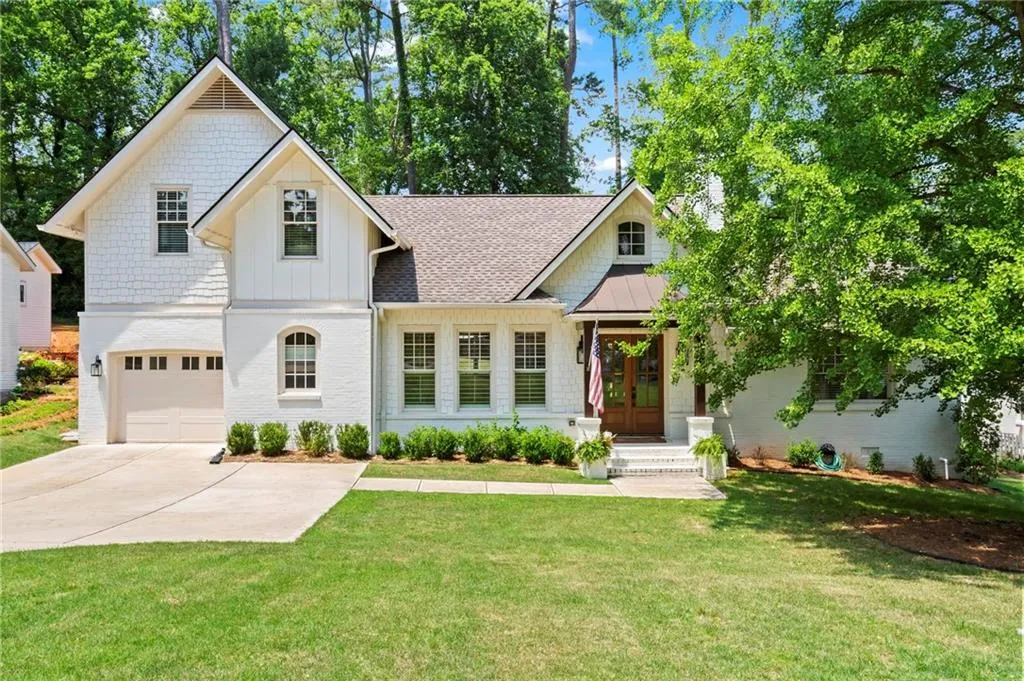 388 Meadowbrook Drive Ne, Atlanta, Georgia 30342, 5 Bedrooms Bedrooms, ,3 BathroomsBathrooms,Residential,Sold,388 Meadowbrook Drive Ne,7401514