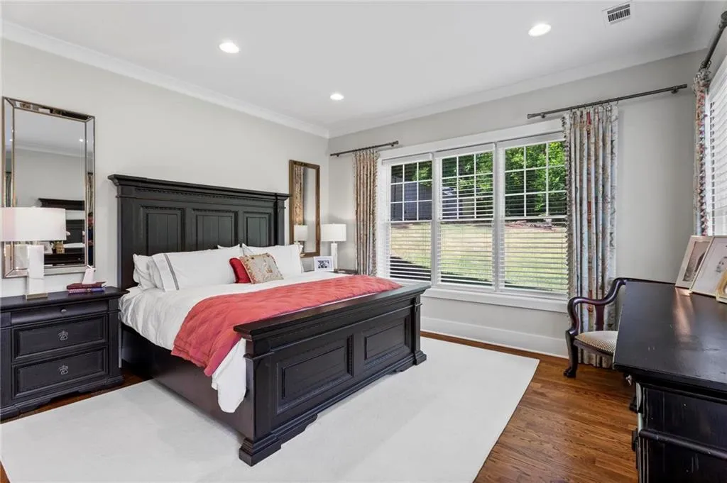 388 Meadowbrook Drive Ne, Atlanta, Georgia 30342, 5 Bedrooms Bedrooms, ,3 BathroomsBathrooms,Residential,Sold,388 Meadowbrook Drive Ne,7401514