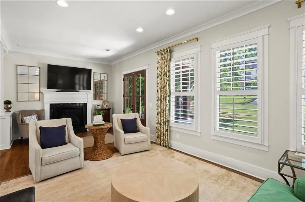 388 Meadowbrook Drive Ne, Atlanta, Georgia 30342, 5 Bedrooms Bedrooms, ,3 BathroomsBathrooms,Residential,Sold,388 Meadowbrook Drive Ne,7401514