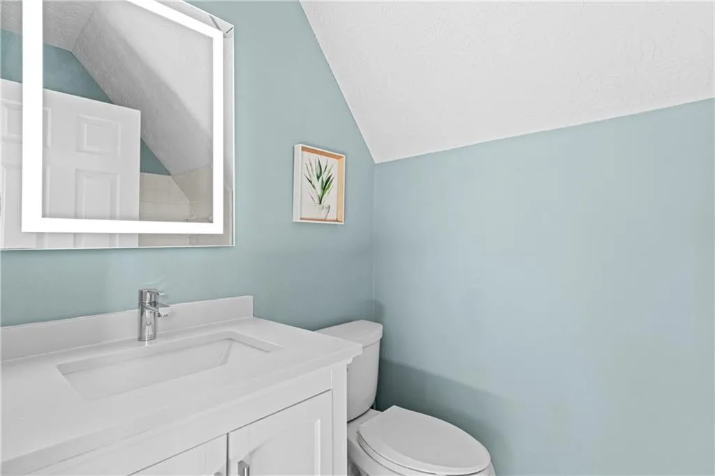 Bonus Room bathroom.