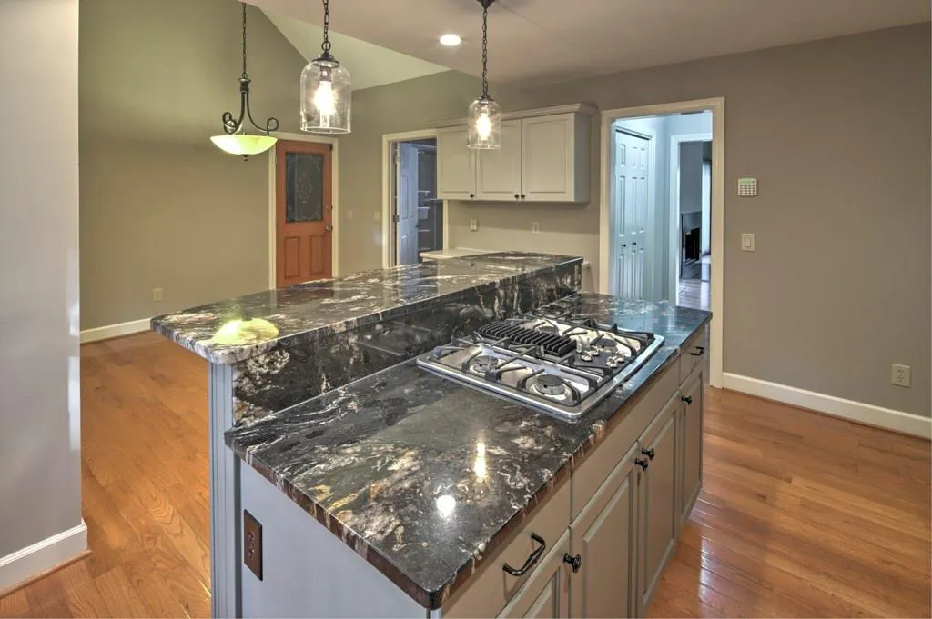 85 W Battery Place, Atlanta, Georgia 30342, 4 Bedrooms Bedrooms, ,3 BathroomsBathrooms,Residential,Sold,85 W Battery Place,5778324