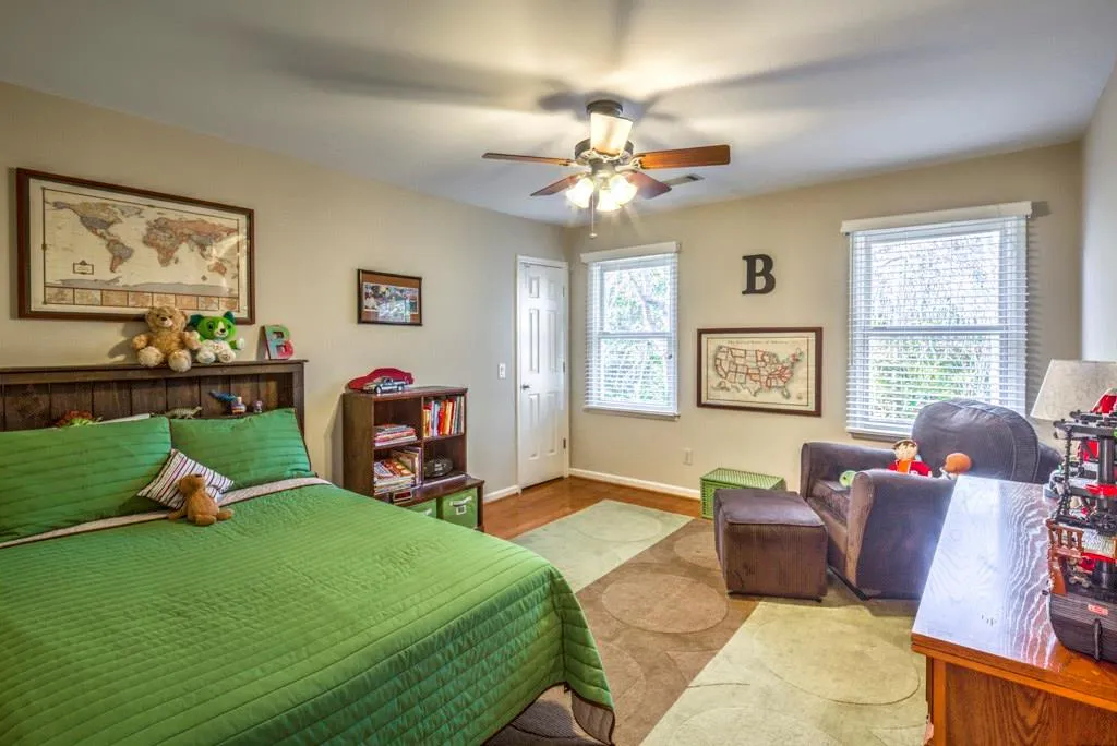 85 W Battery Place, Atlanta, Georgia 30342, 4 Bedrooms Bedrooms, ,3 BathroomsBathrooms,Residential,Sold,85 W Battery Place,5778324