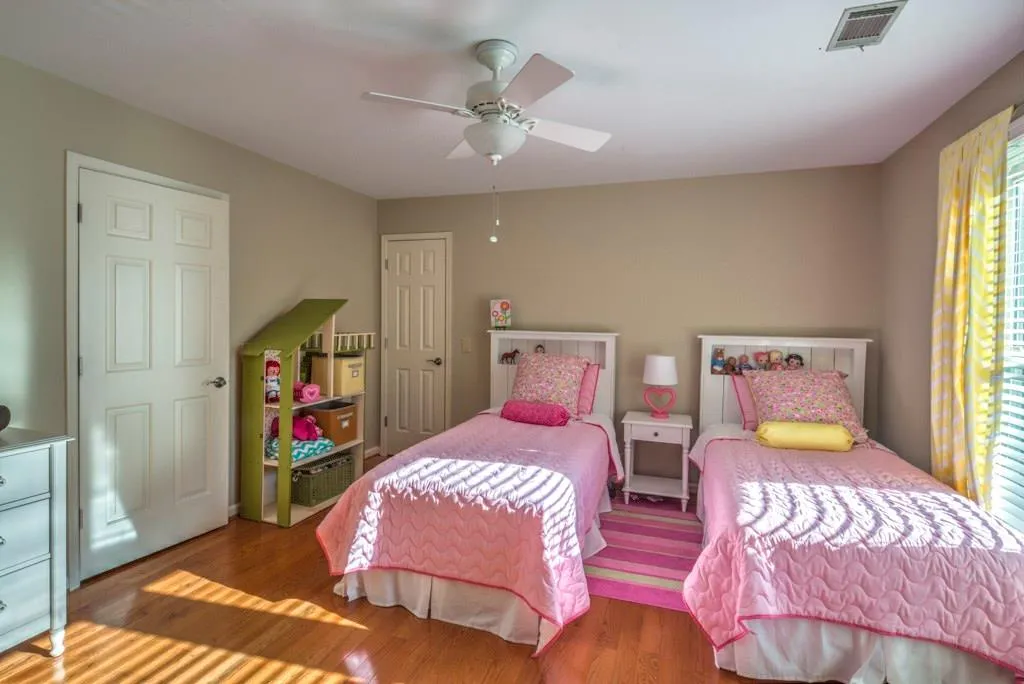 85 W Battery Place, Atlanta, Georgia 30342, 4 Bedrooms Bedrooms, ,3 BathroomsBathrooms,Residential,Sold,85 W Battery Place,5778324