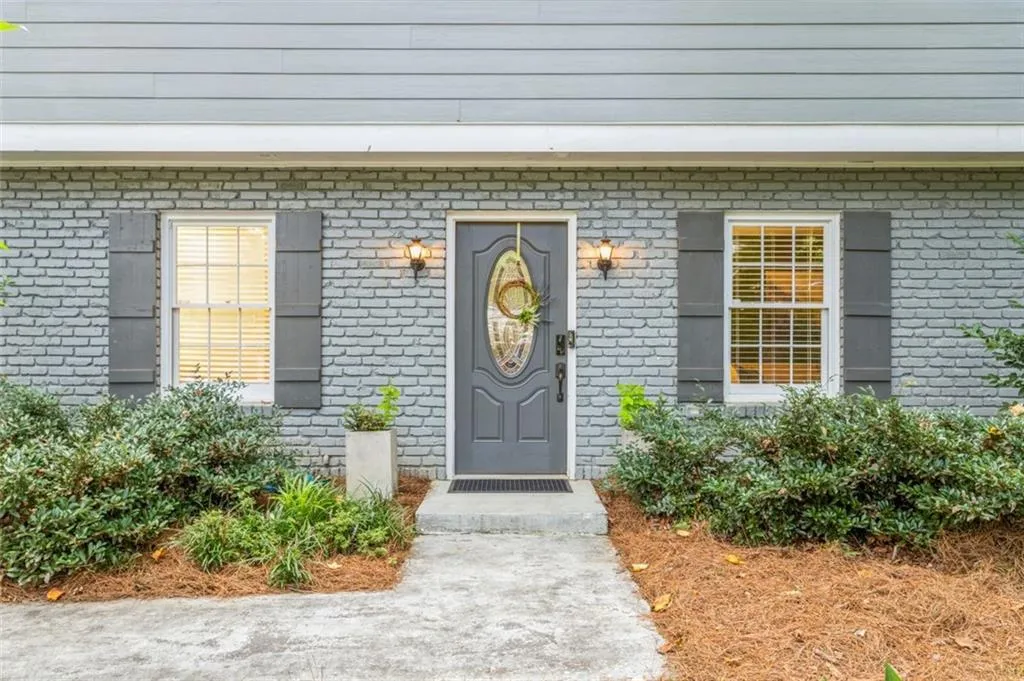 5655 Colton Drive, Atlanta, Georgia 30342, 3 Bedrooms Bedrooms, ,3 BathroomsBathrooms,Residential,Sold,5655 Colton Drive,7101687