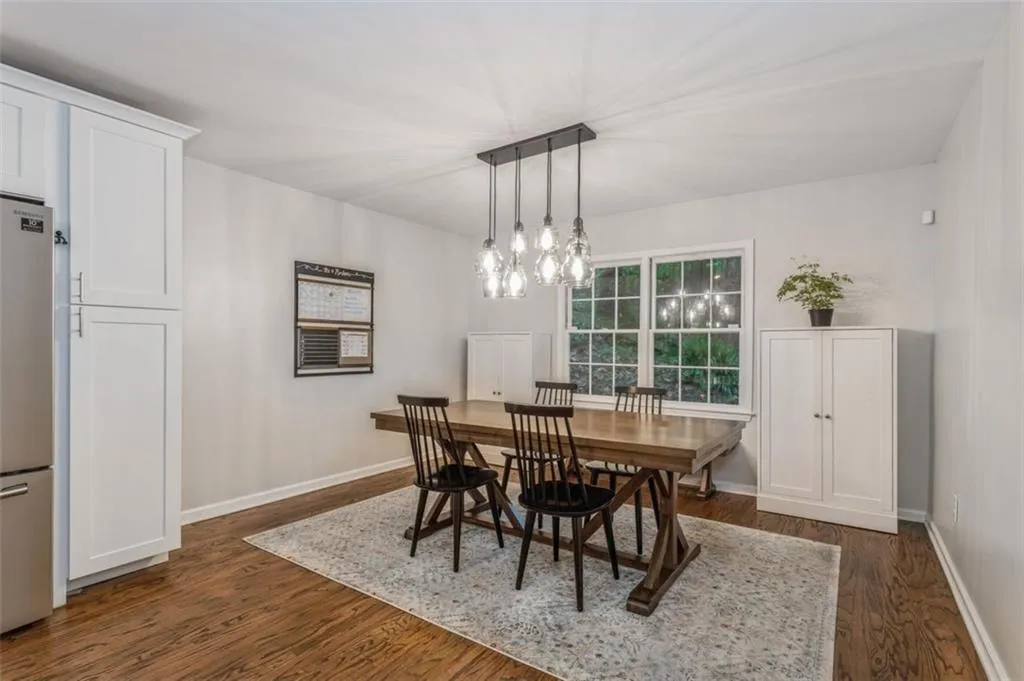 5655 Colton Drive, Atlanta, Georgia 30342, 3 Bedrooms Bedrooms, ,3 BathroomsBathrooms,Residential,Sold,5655 Colton Drive,7101687