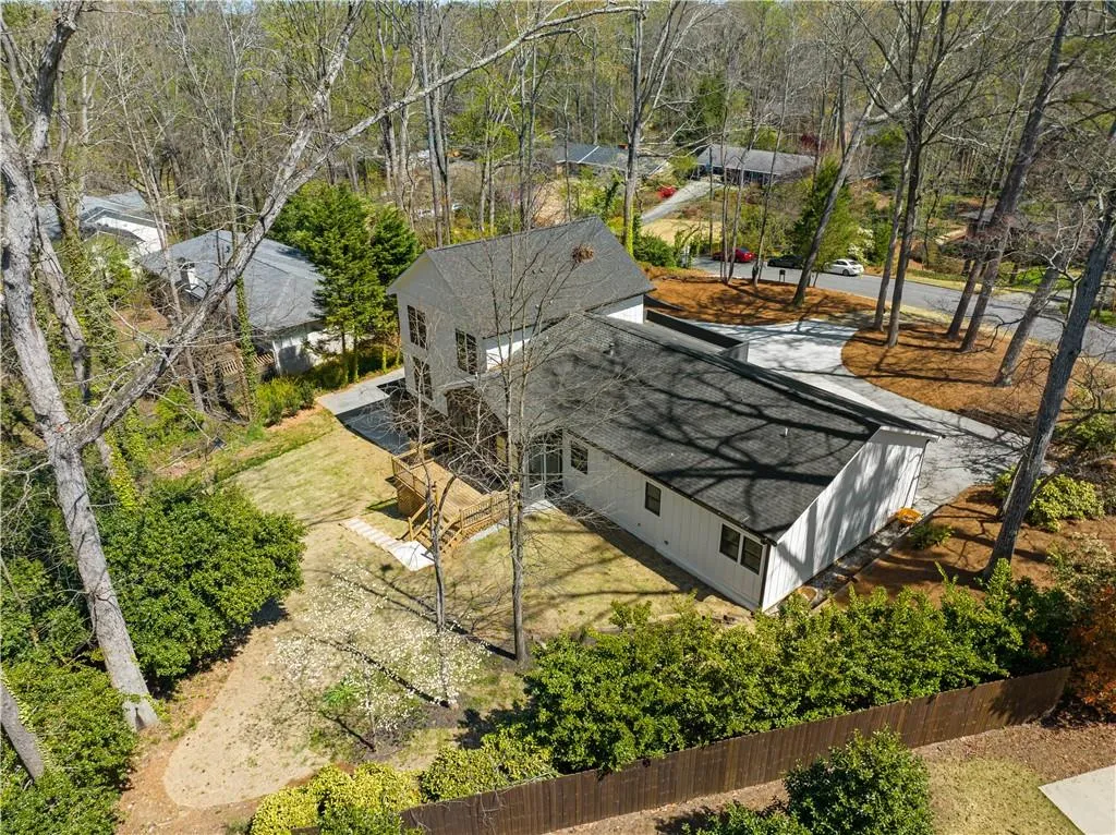 6750 Castleton Drive, Sandy Springs, Georgia 30328, 5 Bedrooms Bedrooms, ,6 BathroomsBathrooms,Residential,Sold,6750 Castleton Drive,7192377