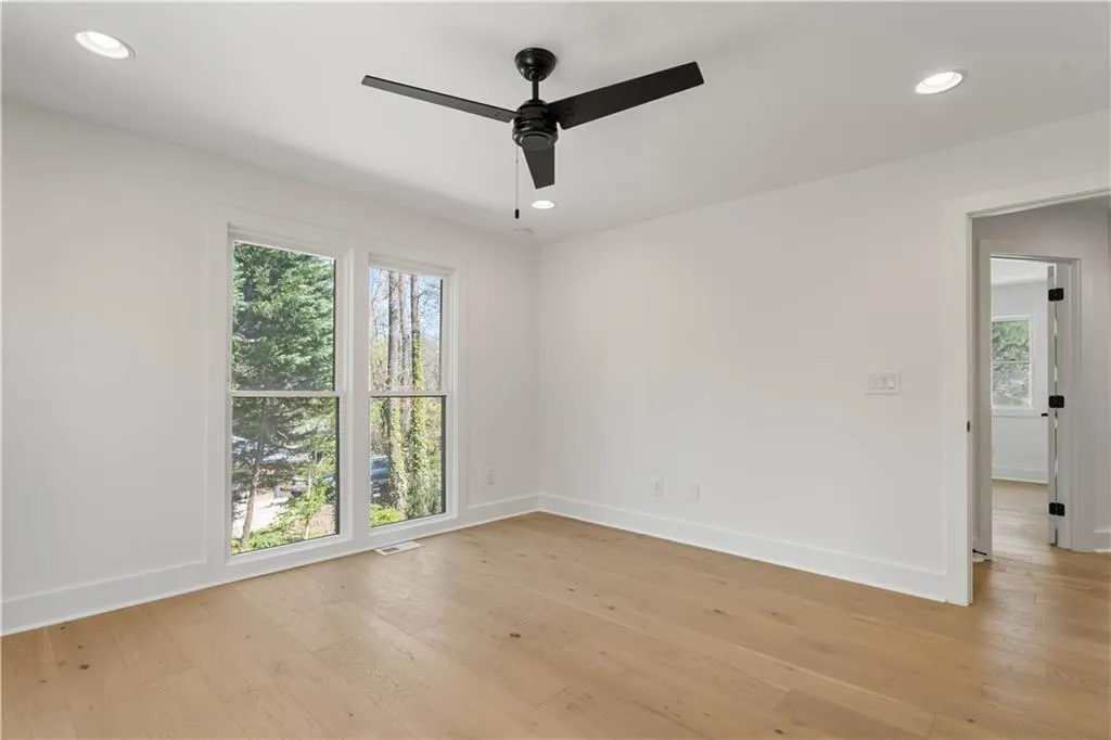 6750 Castleton Drive, Sandy Springs, Georgia 30328, 5 Bedrooms Bedrooms, ,6 BathroomsBathrooms,Residential,Sold,6750 Castleton Drive,7192377