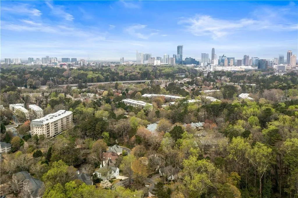 Aerial overview of property's location featuring city skyline Aerial overview of property's location featuring city skyline