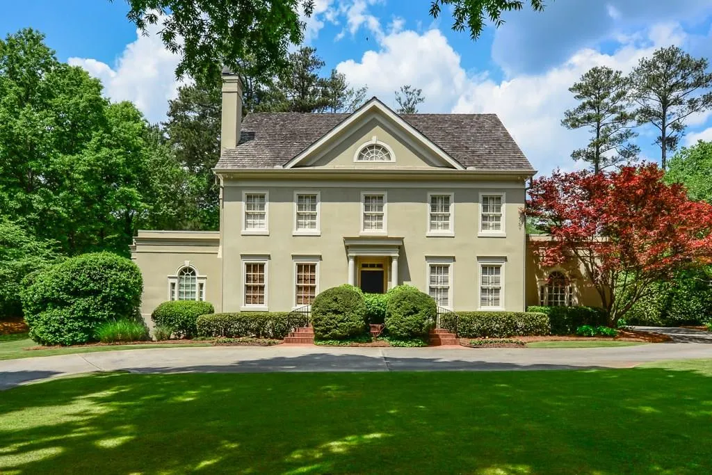 15 Old Stratton Chase, Sandy Springs, Georgia 30328, 5 Bedrooms Bedrooms, ,4 BathroomsBathrooms,Residential,Sold,15 Old Stratton Chase,5836961