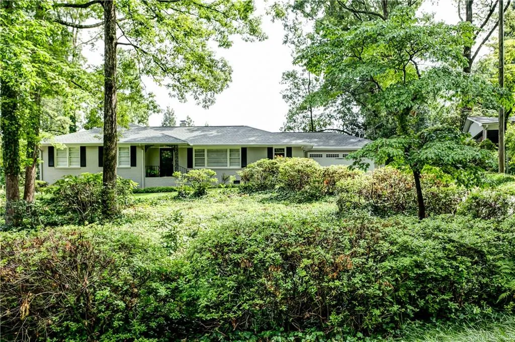 365 Highbrook Drive Ne, Atlanta, Georgia 30342, 3 Bedrooms Bedrooms, ,2 BathroomsBathrooms,Residential,Sold,365 Highbrook Drive Ne,5892716