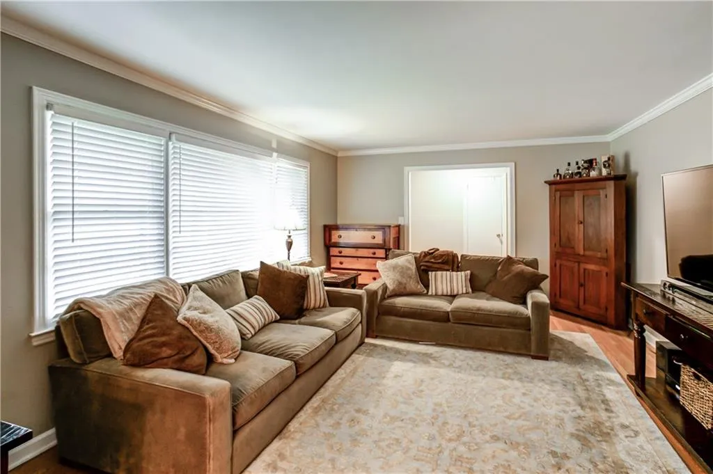 365 Highbrook Drive Ne, Atlanta, Georgia 30342, 3 Bedrooms Bedrooms, ,2 BathroomsBathrooms,Residential,Sold,365 Highbrook Drive Ne,5892716
