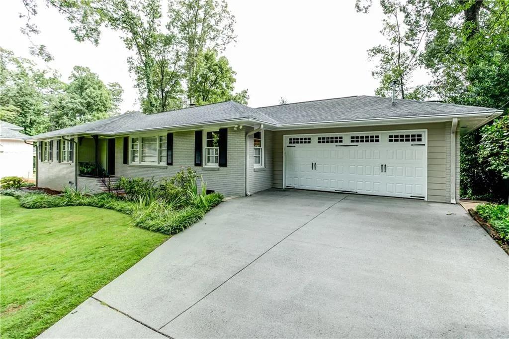 365 Highbrook Drive Ne, Atlanta, Georgia 30342, 3 Bedrooms Bedrooms, ,2 BathroomsBathrooms,Residential,Sold,365 Highbrook Drive Ne,5892716