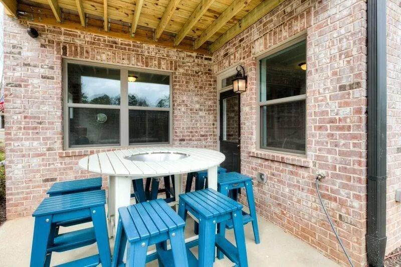 59 Winslow Street Unit 30, Sandy Springs, Georgia 30328, 4 Bedrooms Bedrooms, ,4 BathroomsBathrooms,Residential,Sold,59 Winslow Street Unit 30,5826177