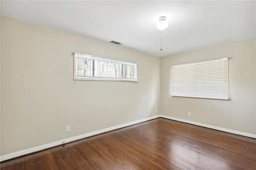 6384 Cherry Tree Lane, Sandy Springs, Georgia 30328, 3 Bedrooms Bedrooms, ,2 BathroomsBathrooms,Residential,Sold,6384 Cherry Tree Lane,7187006