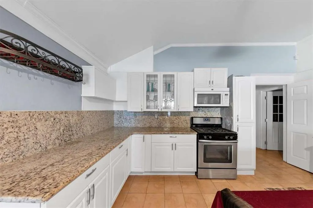 1410 N Druid Hills Road N, Brookhaven, Georgia 30319, 7 Bedrooms Bedrooms, 0 ,4 BathroomsBathrooms,Residential,For Sale,1410 N Druid Hills Road N,7695069