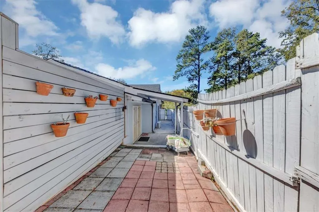 1410 N Druid Hills Road N, Brookhaven, Georgia 30319, 7 Bedrooms Bedrooms, 0 ,4 BathroomsBathrooms,Residential,For Sale,1410 N Druid Hills Road N,7695069