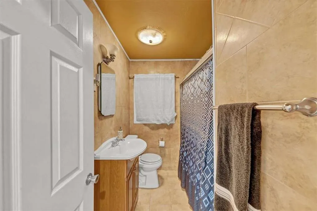 1410 N Druid Hills Road N, Brookhaven, Georgia 30319, 7 Bedrooms Bedrooms, 0 ,4 BathroomsBathrooms,Residential,For Sale,1410 N Druid Hills Road N,7695069