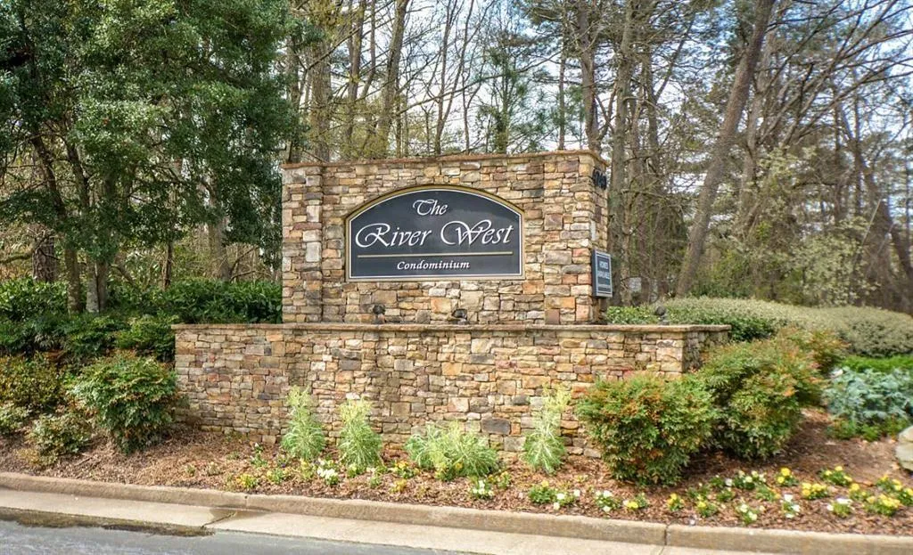 2306 River Green Drive Nw, Atlanta, Georgia 30327, 1 Bedroom Bedrooms, ,1 BathroomBathrooms,Residential,For Sale,2306 River Green Drive Nw,7661296
