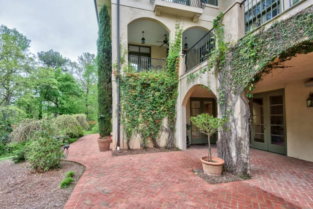 5215 Riverview Road, Atlanta, Georgia 30327, 6 Bedrooms Bedrooms, ,6 BathroomsBathrooms,Residential,Sold,5215 Riverview Road,5514052