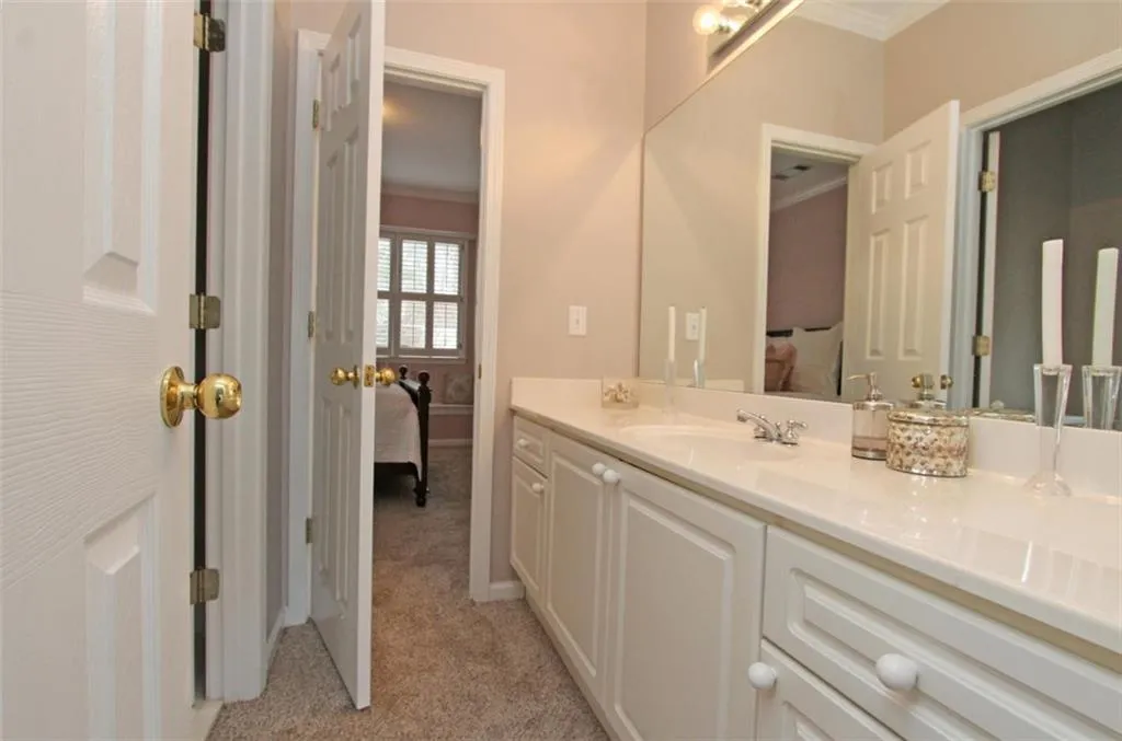 5795 De Claire Court, Sandy Springs, Georgia 30328, 4 Bedrooms Bedrooms, ,5 BathroomsBathrooms,Residential,Sold,5795 De Claire Court,5792274