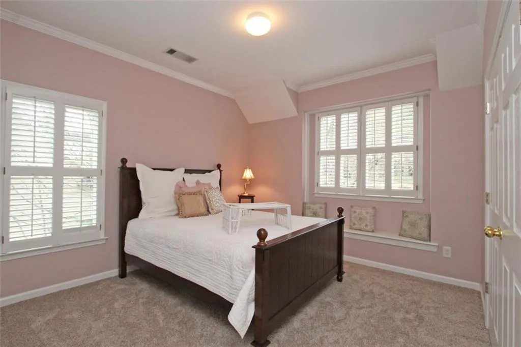 5795 De Claire Court, Sandy Springs, Georgia 30328, 4 Bedrooms Bedrooms, ,5 BathroomsBathrooms,Residential,Sold,5795 De Claire Court,5792274