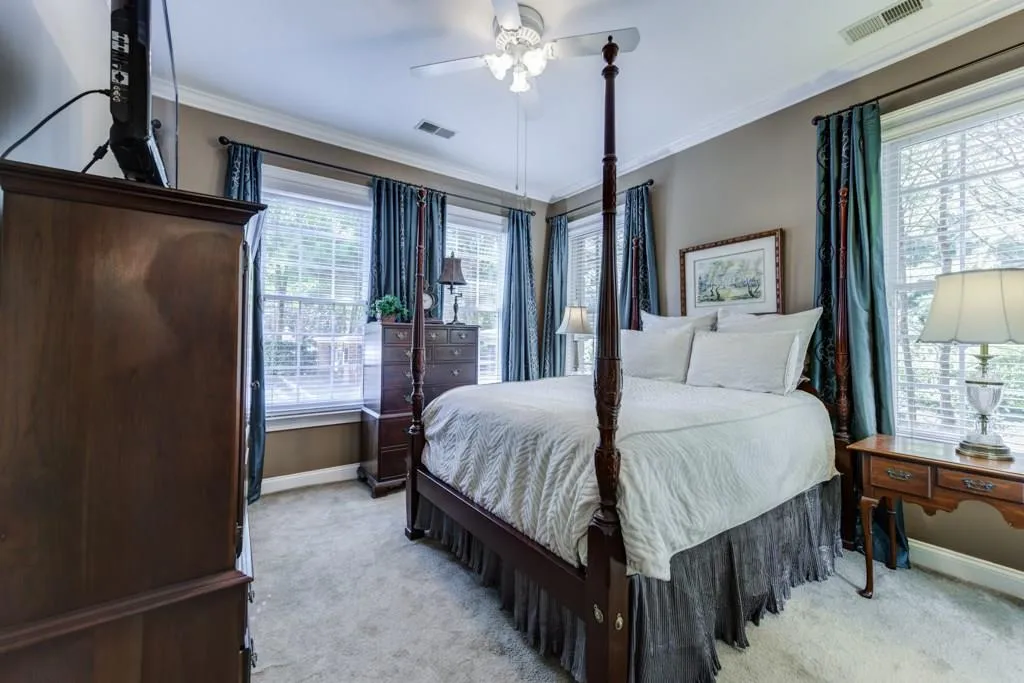 5415 Northland Drive Unit 102, Atlanta, Georgia 30342, 1 Bedroom Bedrooms, ,1 BathroomBathrooms,Residential,Sold,5415 Northland Drive Unit 102,6091278