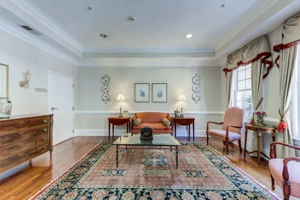 5415 Northland Drive Unit 102, Atlanta, Georgia 30342, 1 Bedroom Bedrooms, ,1 BathroomBathrooms,Residential,Sold,5415 Northland Drive Unit 102,6091278