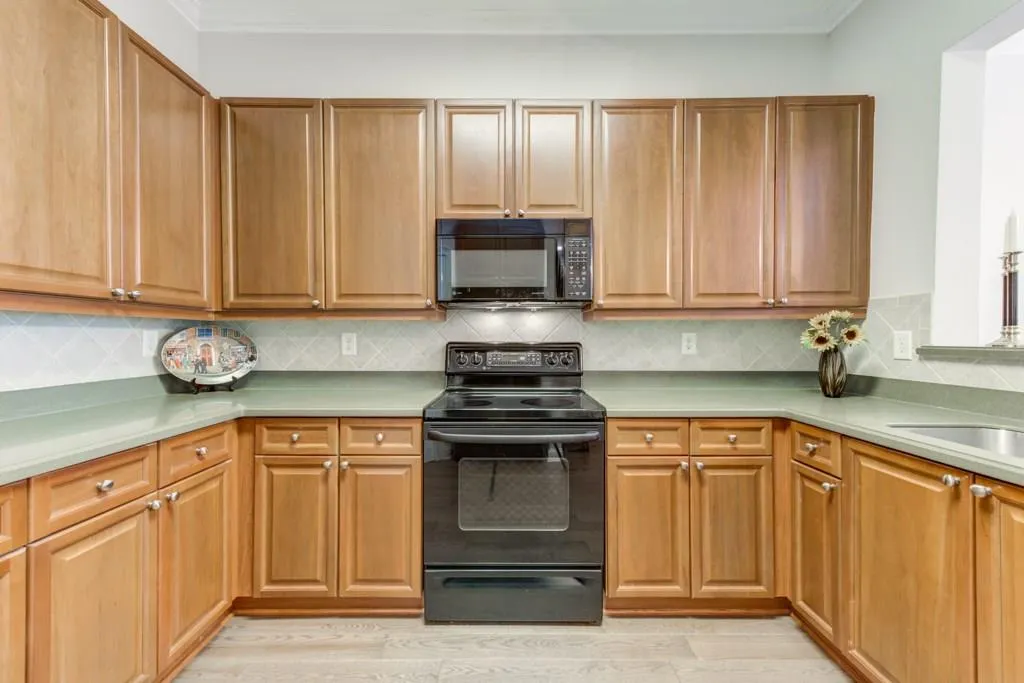 5415 Northland Drive Unit 102, Atlanta, Georgia 30342, 1 Bedroom Bedrooms, ,1 BathroomBathrooms,Residential,Sold,5415 Northland Drive Unit 102,6091278